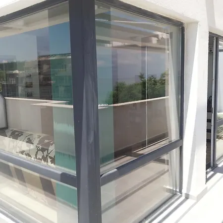 Azur Apartmán *