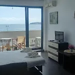 Azur Apartment
