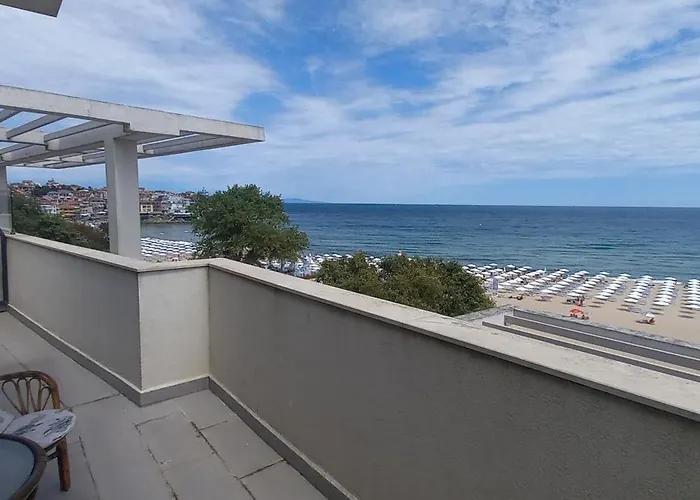 Apartman Azur *